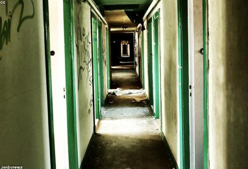 General Hospital — Underprivileged